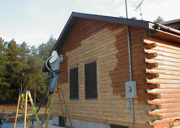 Какой пропиткой обработать деревянный дом