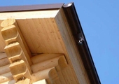 Карнизы крыши деревянного дома