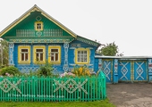 Как украсить деревянный дом