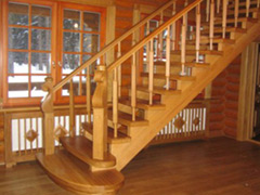 Лестница в деревянных домах